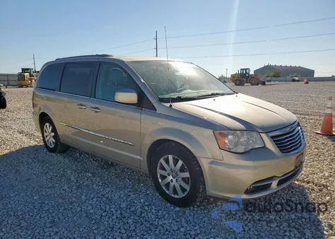 2013 Chrysler Town & Country Touring from USA, damaged, VIN 2C4RC1BG1DR604537
